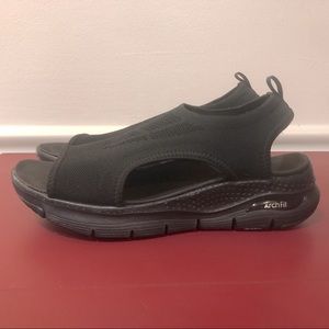 Skechers Arch Fit City Catch Sandals Size 9 Black